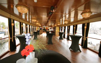 IJ boot Prins van Oranje Amsterdam